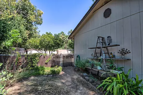 3063 Henderson Rd, Redding, CA 96002 photo 30