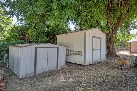 3063 Henderson Rd, Redding, CA 96002 photo 24