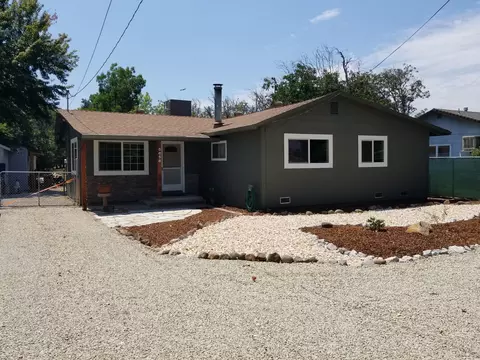 5658 Pleasant View Dr, Anderson, CA 96007 photo 1