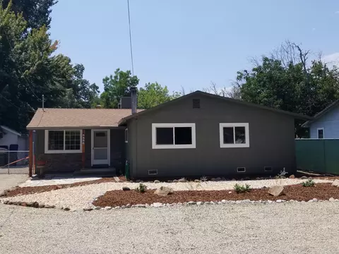 5658 Pleasant View Dr, Anderson, CA 96007 photo 3