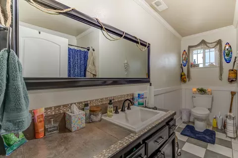 7020 Tucker Ln, Redding, CA 96002 photo 20