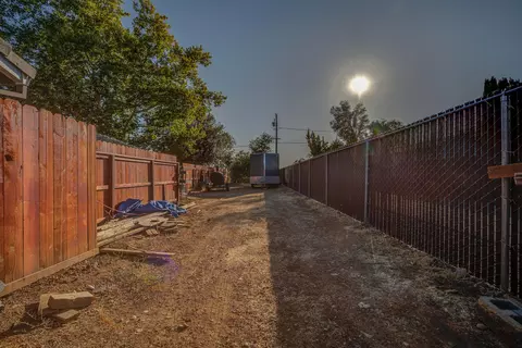 7020 Tucker Ln, Redding, CA 96002 photo 41