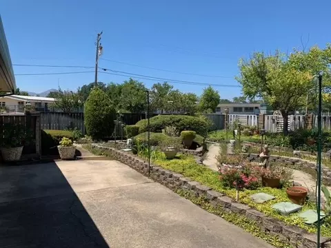 3650 Tamarack Dr, Redding, CA 96003 photo 5