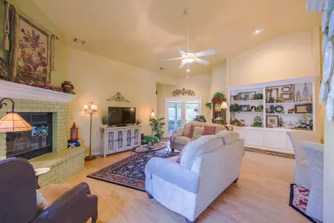 371 Vintage Path, Redding, CA 96003 photo 10