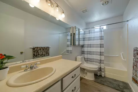 2336 Starlight Blvd, Redding, CA 96001 photo 10