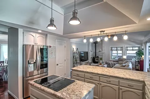 3618 Mt Ashland Ave, Redding, CA 96001 photo 9