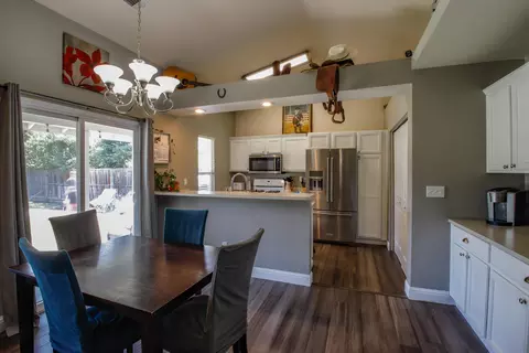 3379 Josh Dr, Anderson, CA 96007 photo 3