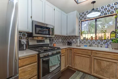 3285 Driftstone Dr, Anderson, CA 96007 photo 5