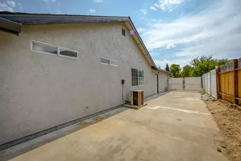 858 Spaniel Dr, Redding, CA 96003 photo 58
