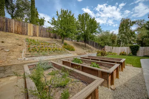 858 Spaniel Dr, Redding, CA 96003 photo 56