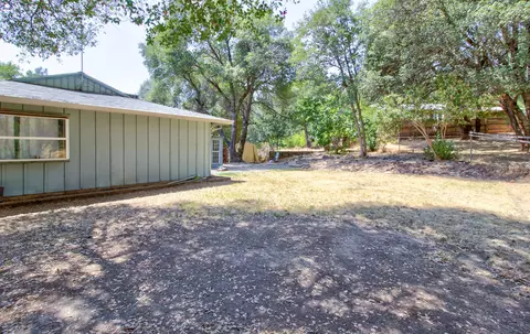 12717 Williamson Rd, Redding, CA 96003 photo 19