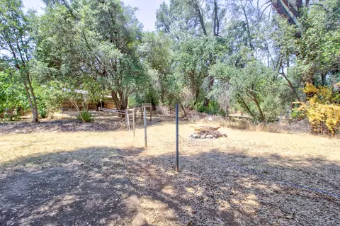 12717 Williamson Rd, Redding, CA 96003 photo 11