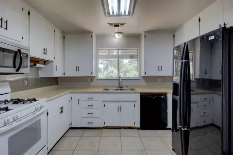 12717 Williamson Rd, Redding, CA 96003 photo 9
