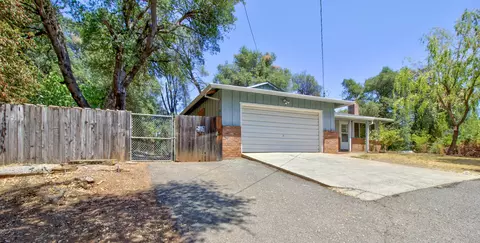12717 Williamson Rd, Redding, CA 96003 photo 4