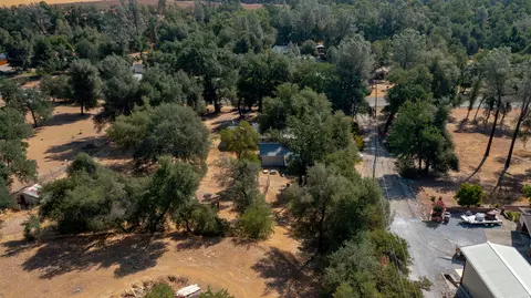 10664 Old Oregon Trl, Redding, CA 96003 photo 29