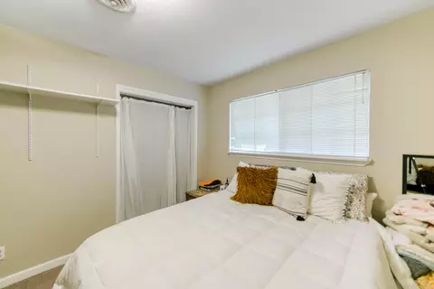 10664 Old Oregon Trl, Redding, CA 96003 photo 21