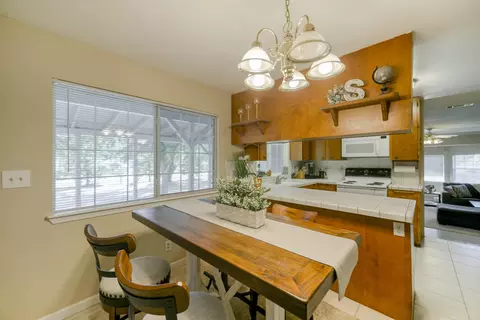 10664 Old Oregon Trl, Redding, CA 96003 photo 9