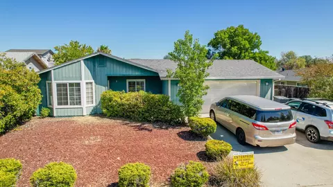 1153 Partridge Dr, Redding, CA 96003 photo 1