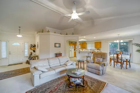 2740 Garnet Ct, Redding, CA 96001 photo 17