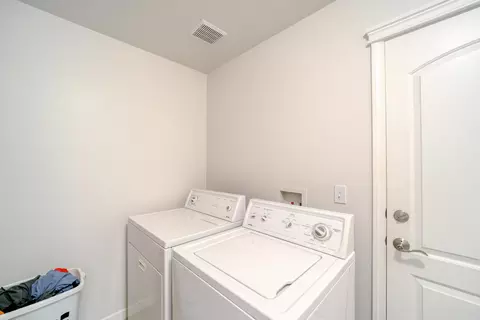 2740 Garnet Ct, Redding, CA 96001 photo 28