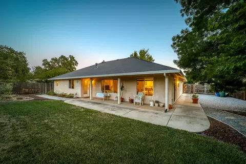 2740 Garnet Ct, Redding, CA 96001 photo 38