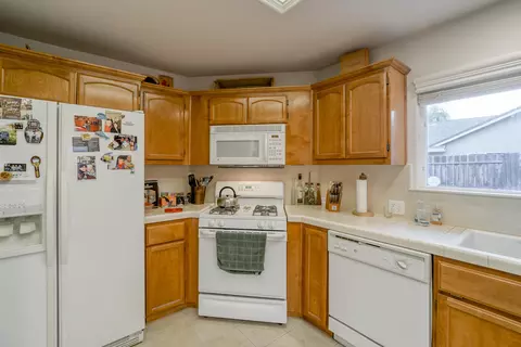 2740 Garnet Ct, Redding, CA 96001 photo 24