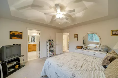 2740 Garnet Ct, Redding, CA 96001 photo 32