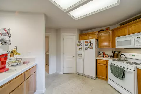 2740 Garnet Ct, Redding, CA 96001 photo 23