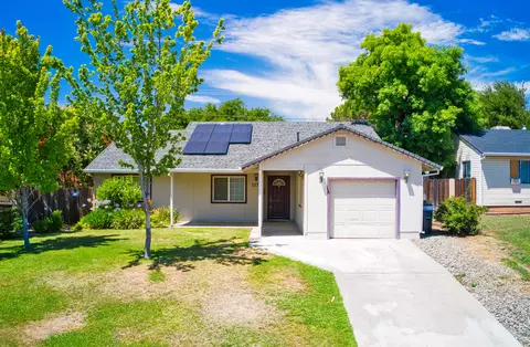 117 Beverley Ave, Red Bluff, CA 96080 photo 2