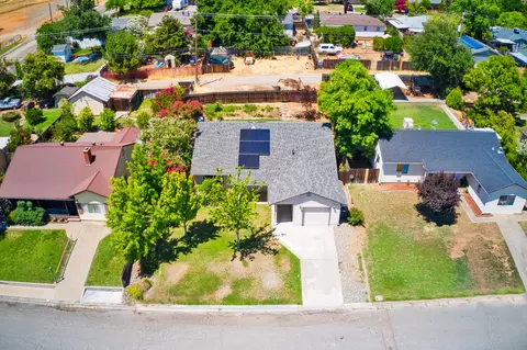 117 Beverley Ave, Red Bluff, CA 96080 photo 3