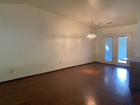 2124 Renoir Path, Redding, CA 96001 photo 4