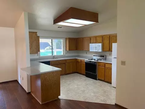 2124 Renoir Path, Redding, CA 96001 photo 10