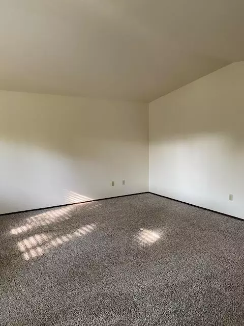 2124 Renoir Path, Redding, CA 96001 photo 27