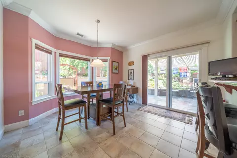 550 Fair Hill Dr, Redding, CA 96003 photo 23