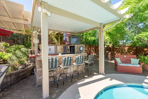 550 Fair Hill Dr, Redding, CA 96003 photo 55