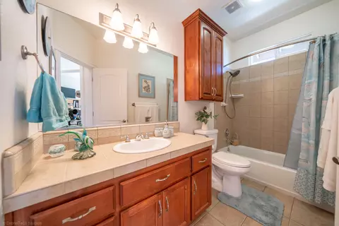 550 Fair Hill Dr, Redding, CA 96003 photo 38