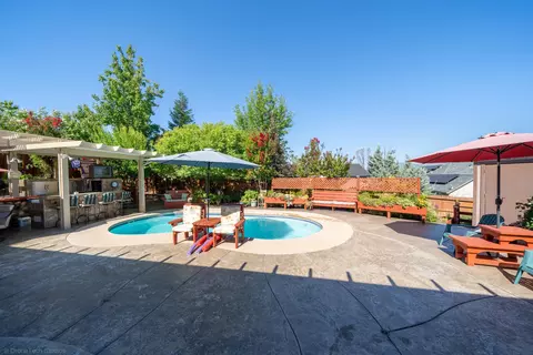 550 Fair Hill Dr, Redding, CA 96003 photo 65