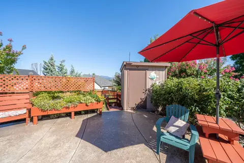 550 Fair Hill Dr, Redding, CA 96003 photo 71