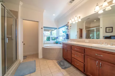 550 Fair Hill Dr, Redding, CA 96003 photo 31