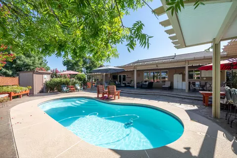 550 Fair Hill Dr, Redding, CA 96003 photo 61