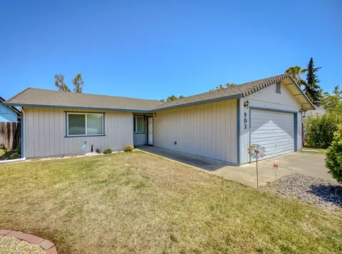 903 Partridge Dr, Redding, CA 96003 photo 1