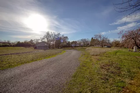 6532 Flicker Way, Anderson, CA 96007 photo 101