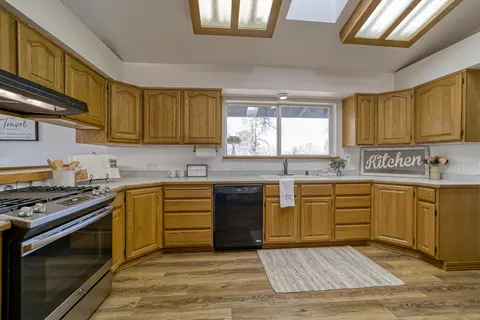 6532 Flicker Way, Anderson, CA 96007 photo 40