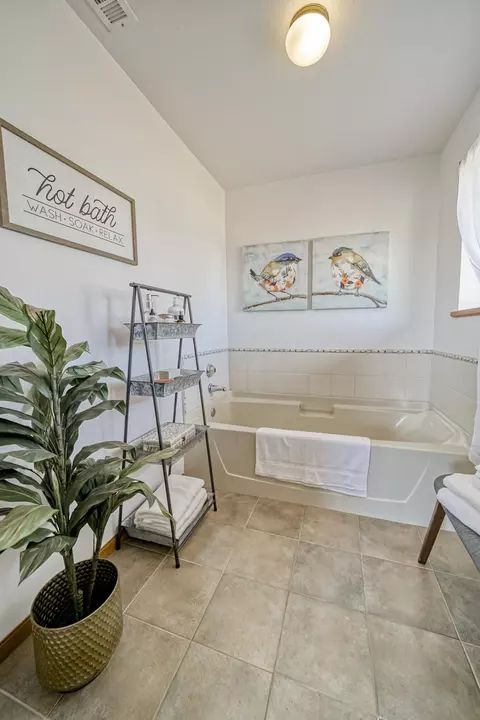 6532 Flicker Way, Anderson, CA 96007 photo 50