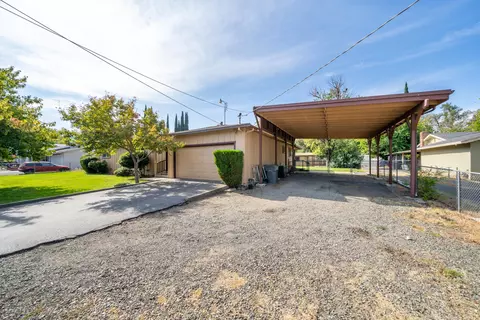7218 The Terrace St, Anderson, CA 96007 photo 2