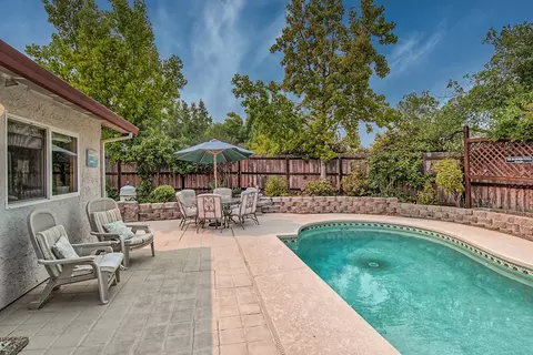 3640 Wasatch Dr, Redding, CA 96001 photo 3