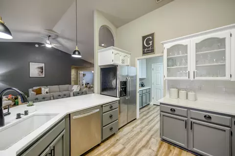 2843 Blue Bell Dr, Redding, CA 96001 photo 18