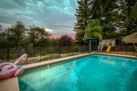 2843 Blue Bell Dr, Redding, CA 96001 photo 38