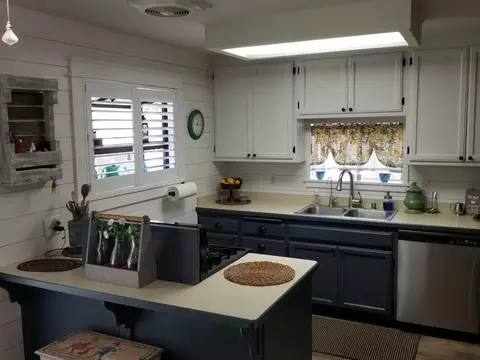 153 Beverley Ave, Red Bluff, CA 96080 photo 3