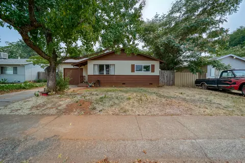 2103 Jupiter, Redding, CA 96002 photo 4